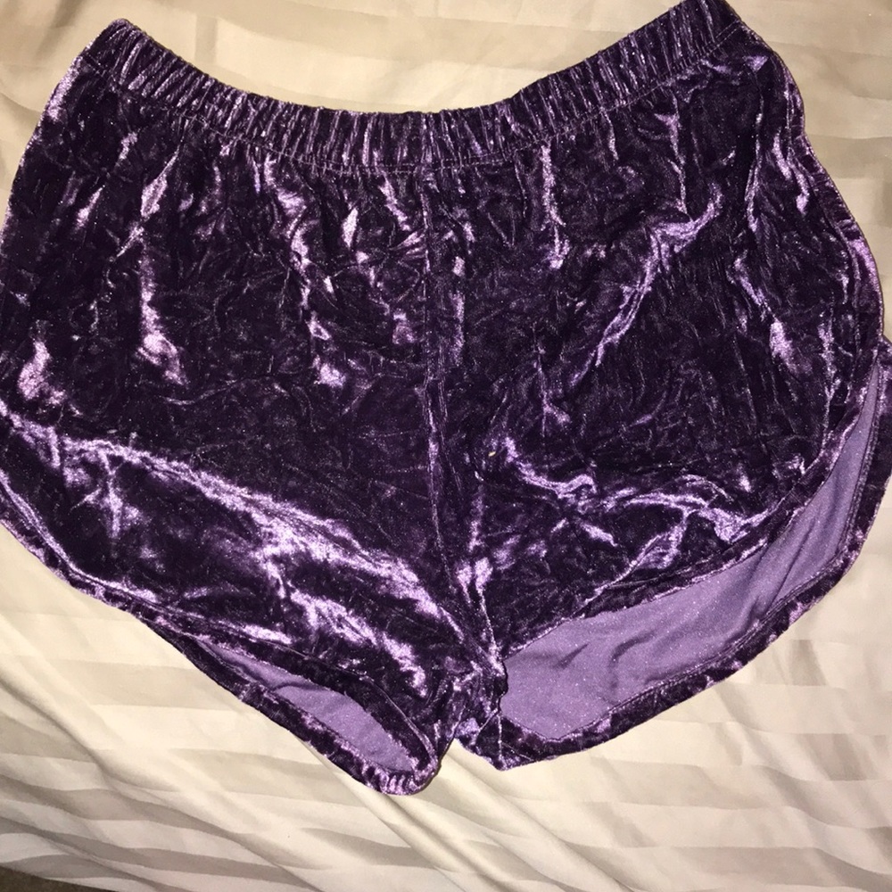 Velvet shorts